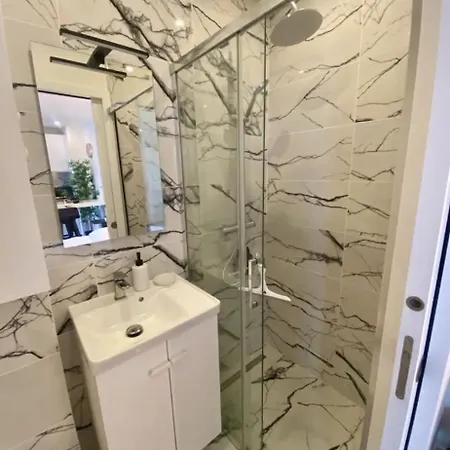 Appartamento Moderne Au Coeur Du 8e